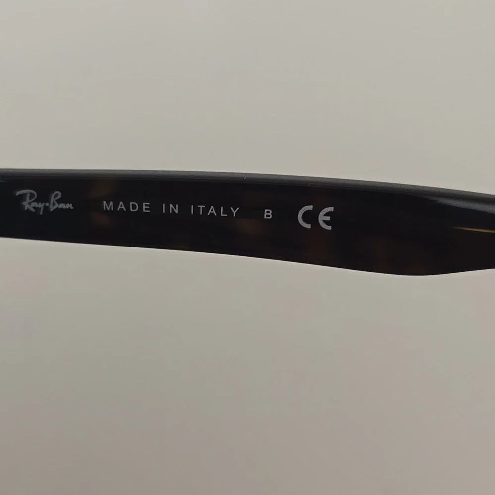 Ray-Ban Wayfarer II Classic RB 2185 902/31 55-18-145 Polished Havana FRAMES ONLY